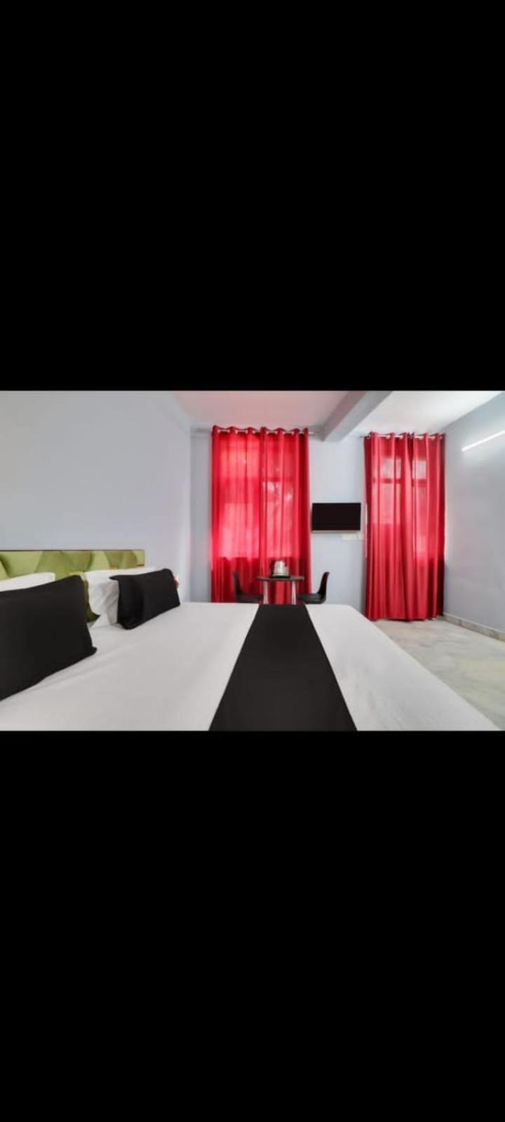 Hotel Day Night Inn Nowe Delhi Zewnętrze zdjęcie